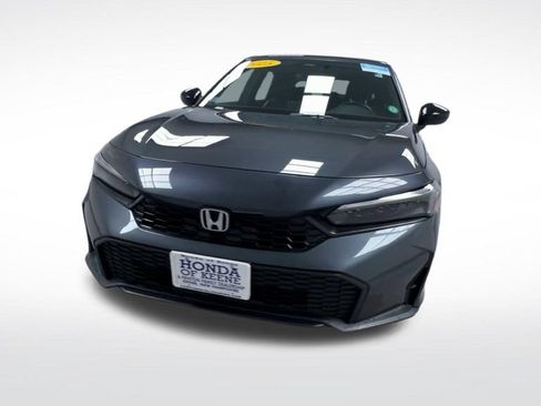 Used 2025 Honda Civic Sport image 3