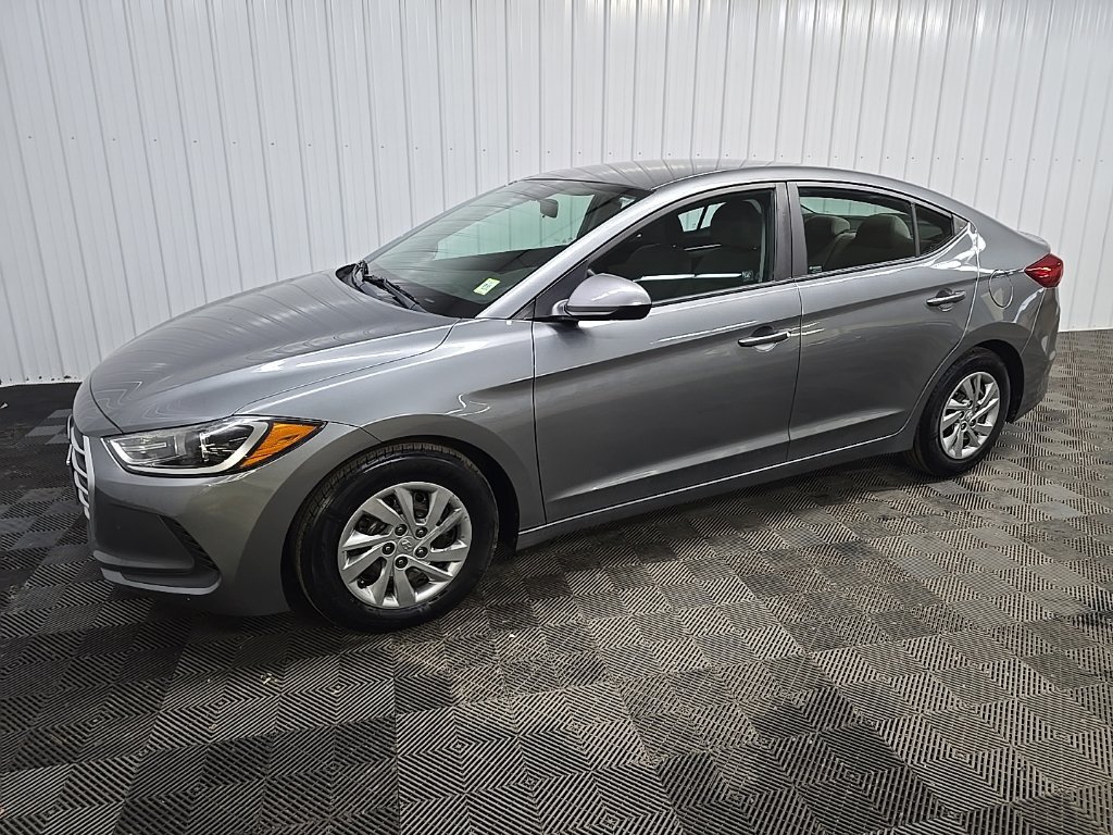 Used 2018 Hyundai Elantra SE FWD image 6