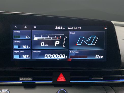 New 2026 Hyundai Elantra N FWD image 32