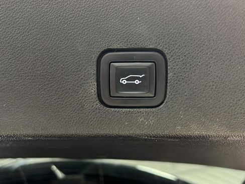 Used 2021 Cadillac XT6 Sport w/ Platinum Package AWD/4WD image 29