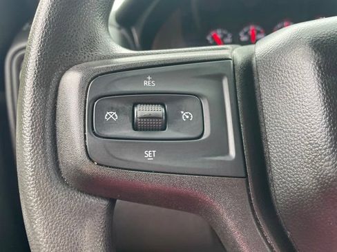 Used 2019 Chevrolet Silverado 1500 Custom w/ Custom Value Package AWD/4WD image 17