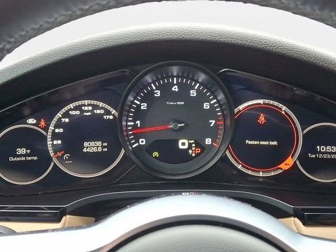 Used 2019 Porsche Cayenne image 24