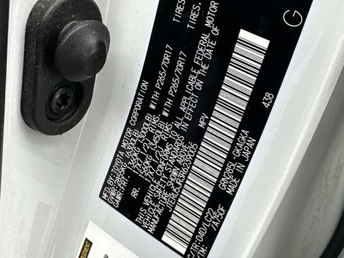 Used 2024 Toyota 4Runner TRD Off-Road Premium image 20