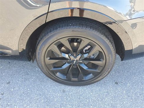 Certified 2023 Kia Sorento SX image 5