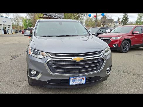 Certified 2019 Chevrolet Traverse LT FWD image 3
