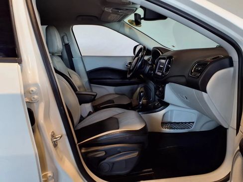 Used 2020 Jeep Compass Limited FWD image 11