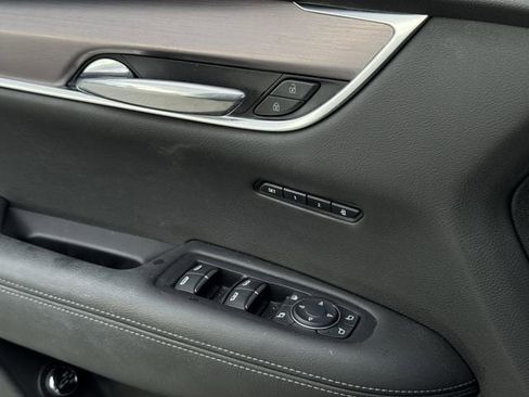Certified 2022 Cadillac XT6 Luxury image 24