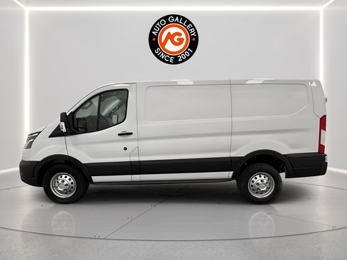 Used 2024 Ford Transit 250 Low Roof w/ Interior Upgrade Package RWD image 6