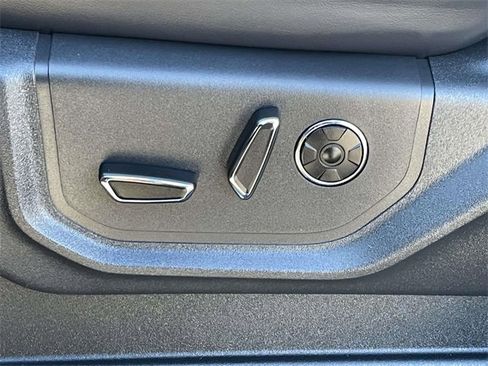 Certified 2022 Ford F250 Platinum image 17