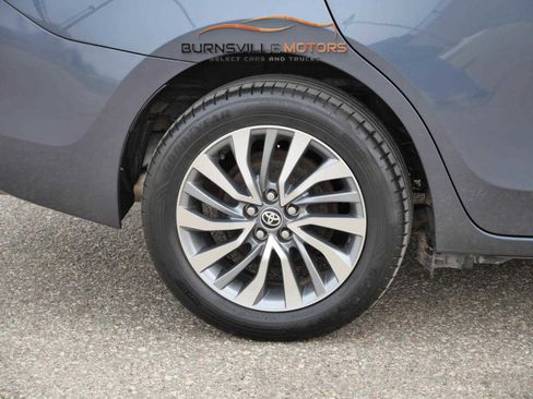 Used 2018 Toyota Corolla LE image 9