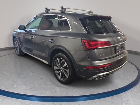 Used 2023 Audi Q5 2.0T Premium w/ Convenience Package AWD/4WD image 7