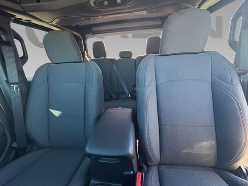 New 2026 Jeep Gladiator Sport image 2