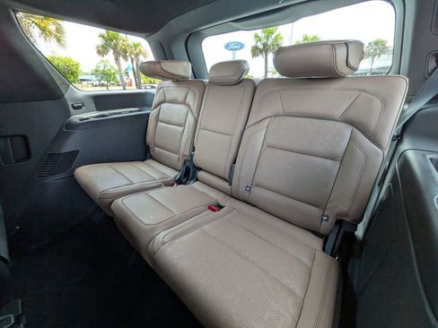 New 2026 Lincoln Navigator Black Label AWD/4WD image 15