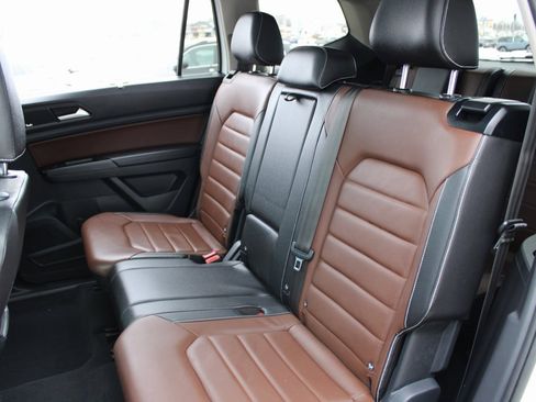 Certified 2021 Volkswagen Atlas SEL Premium image 24