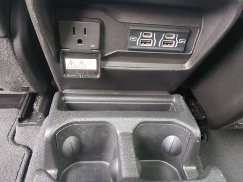Used 2023 Jeep Grand Cherokee L Limited AWD/4WD image 44