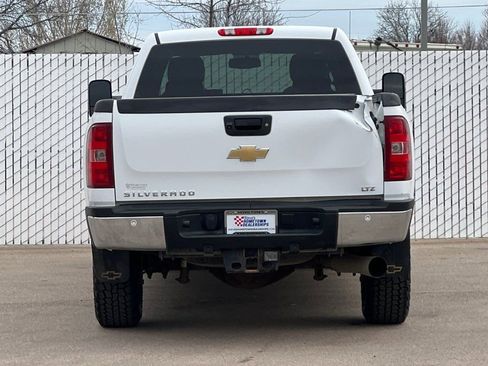 Used 2011 Chevrolet Silverado 3500 LTZ w/ LTZ Plus Package AWD/4WD image 5