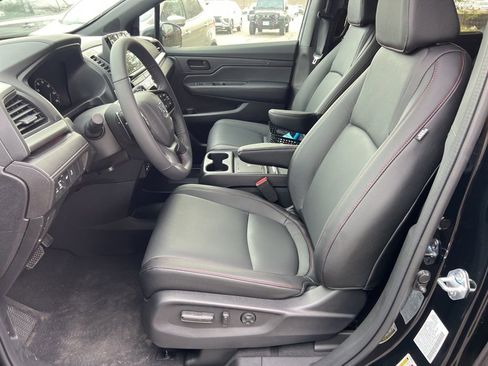 New 2026 Honda Odyssey Sport-L image 14
