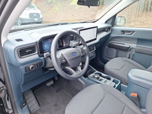 Used 2025 Ford Maverick XL image 7