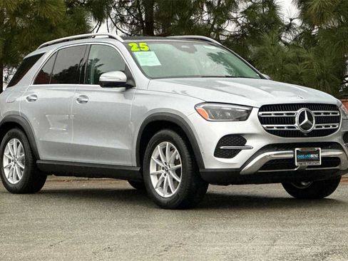 Certified 2025 Mercedes-Benz GLE 350 4MATIC image 2
