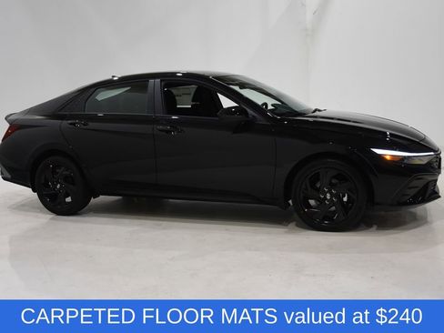 New 2026 Hyundai Elantra Sport image 3