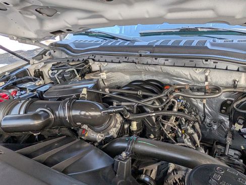 Used 2022 Ford F250 Lariat w/ Black Appearance Package image 35