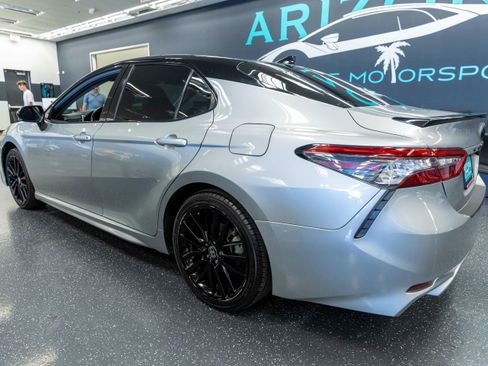 Used 2021 Toyota Camry XSE FWD image 9