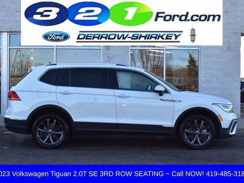 Used 2023 Volkswagen Tiguan SE image 3