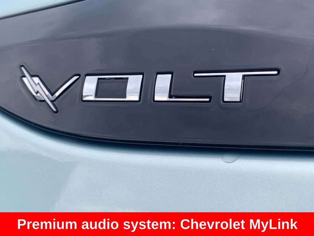 Used 2018 Chevrolet Volt LT w/ LPO, Blackout Package FWD image 8