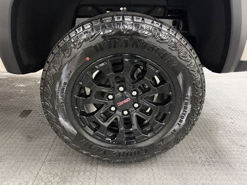 New 2026 GMC Canyon Elevation w/ Convenience Package AWD/4WD image 11