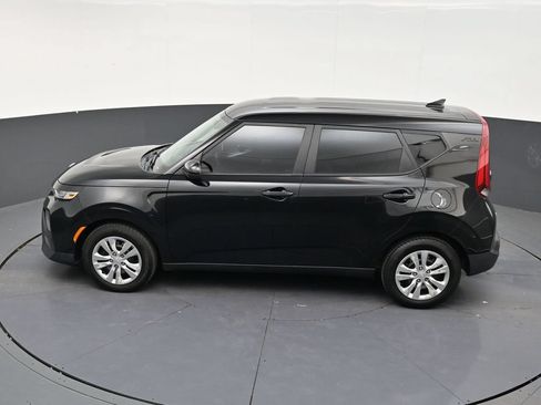 Used 2021 Kia Soul LX FWD image 13