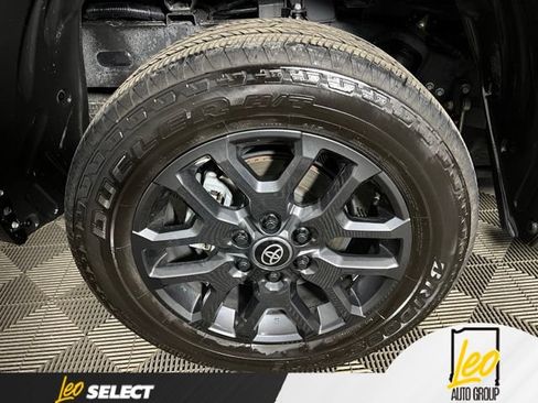 Used 2025 Toyota Tundra Platinum AWD/4WD image 24