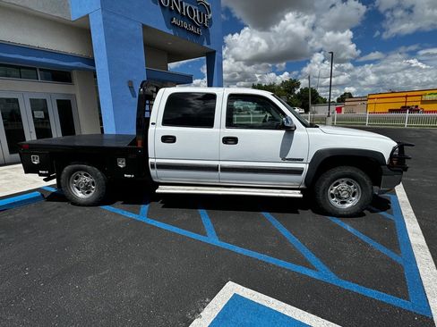 Used 2001 Chevrolet Silverado 1500 LS w/ Off-Road Skid Plate Pkg image 2