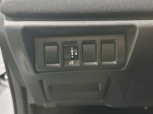 Used 2023 Subaru Outback Premium image 17