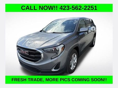 Used 2020 GMC Terrain SLE FWD image 1