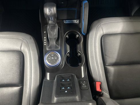 Used 2024 Ford Bronco Black Diamond image 29