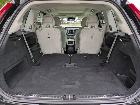 Used 2022 Volvo XC90 T8 Inscription AWD/4WD image 13