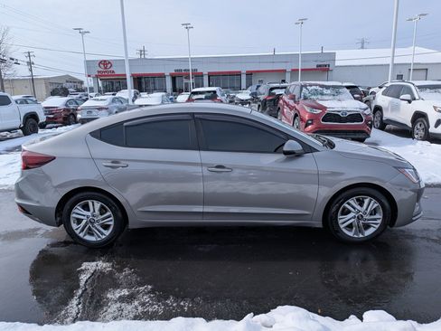 Used 2020 Hyundai Elantra SEL image 8