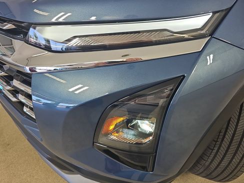 Certified 2025 Chevrolet Equinox LT AWD/4WD image 36