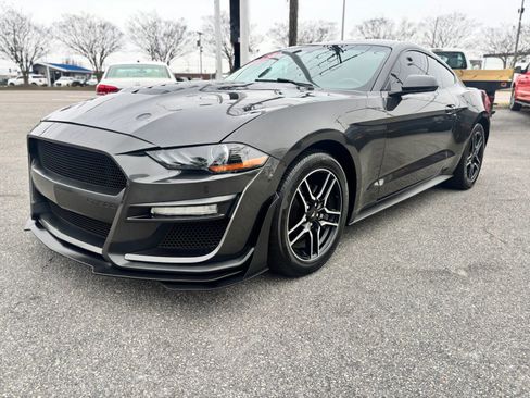 Used 2020 Ford Mustang Coupe w/ Equipment Group 101A RWD image 7