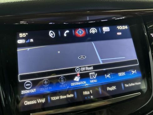 Used 2020 Cadillac Escalade ESV Luxury AWD/4WD image 17