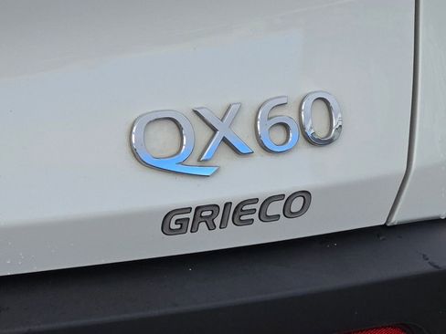 Used 2023 INFINITI QX60 Pure image 8