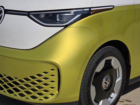 New 2025 Volkswagen ID. Buzz Pro S Plus image 6