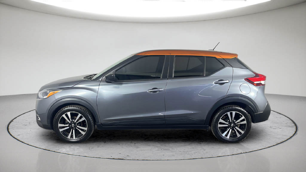 Used 2019 Nissan Kicks SV FWD image 8