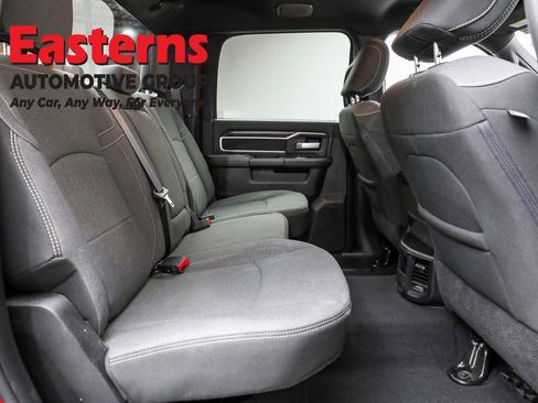 Used 2024 RAM 2500 Big Horn w/ Sport Appearance Package image 23