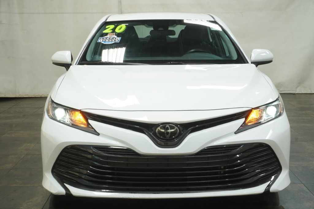 Used 2020 Toyota Camry LE FWD image 8