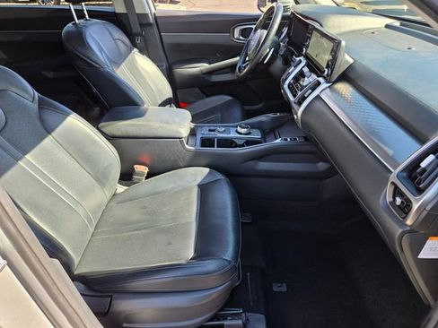 Used 2022 Kia Sorento S AWD/4WD image 16
