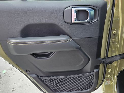 New 2026 Jeep Gladiator Sport image 21