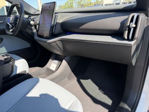 New 2026 Volvo EX30 Ultra image 10