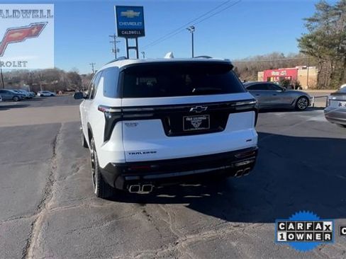 Certified 2026 Chevrolet Traverse RS w/ LPO, Floor Liner Package image 7