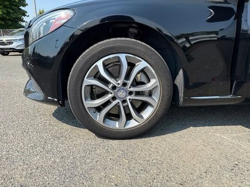 Used 2015 Mercedes-Benz C 300 4MATIC Sedan image 15